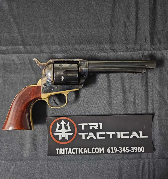 UBERTI 1873 CATTLEMAN .45 COLT